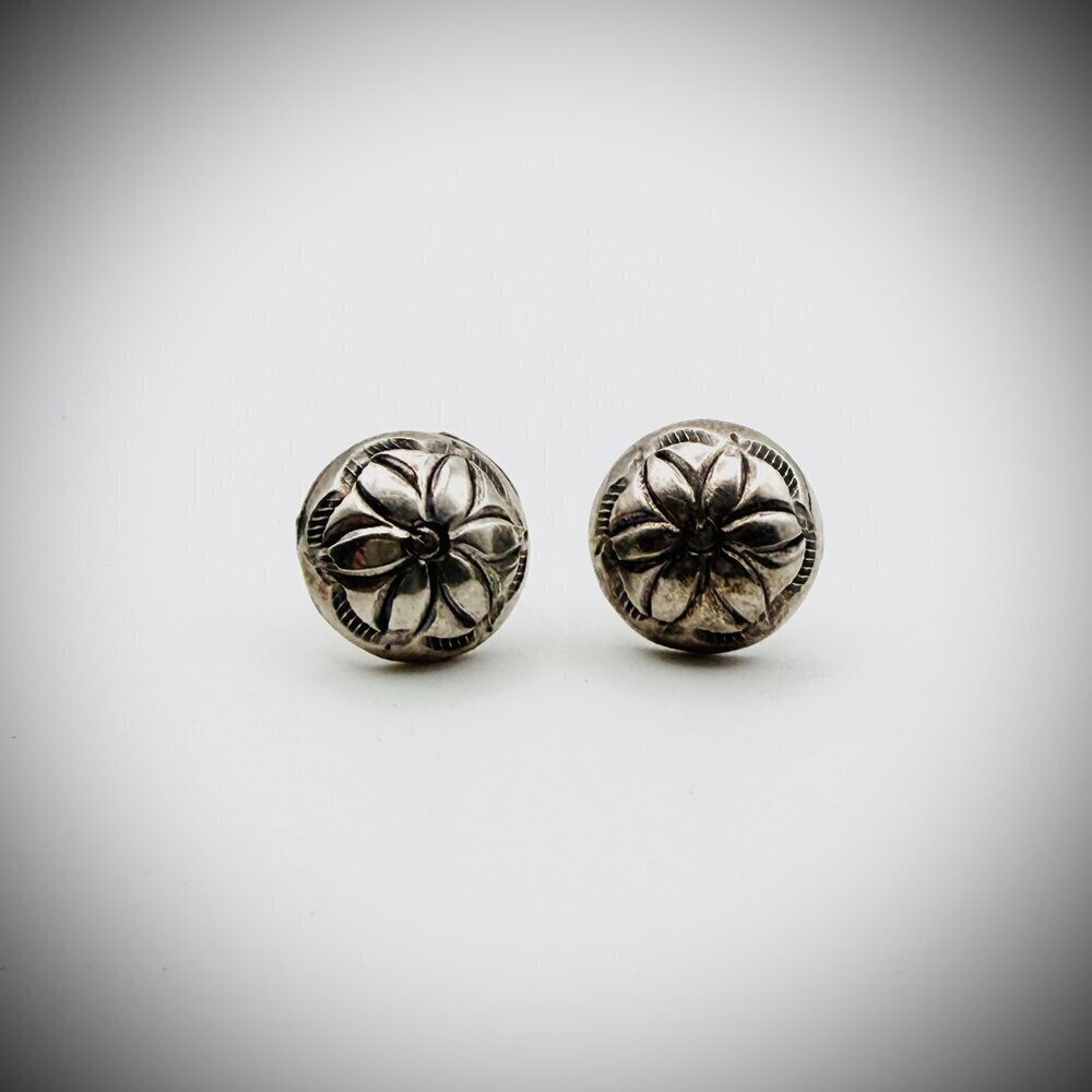 Sterling Dome Concho Stud Earrings Vintage Southwest 1/2" 3g